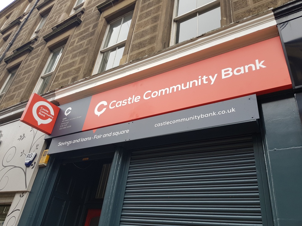 Castle Community Bank - Leith 02