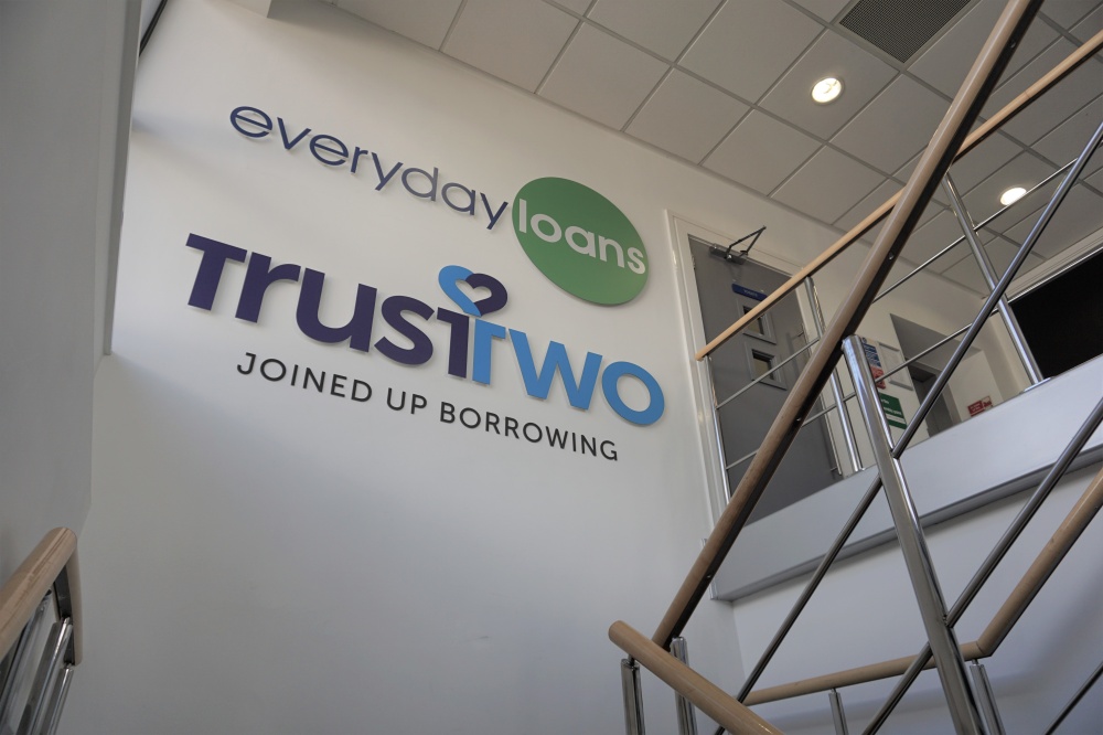 TrustTwo 03
