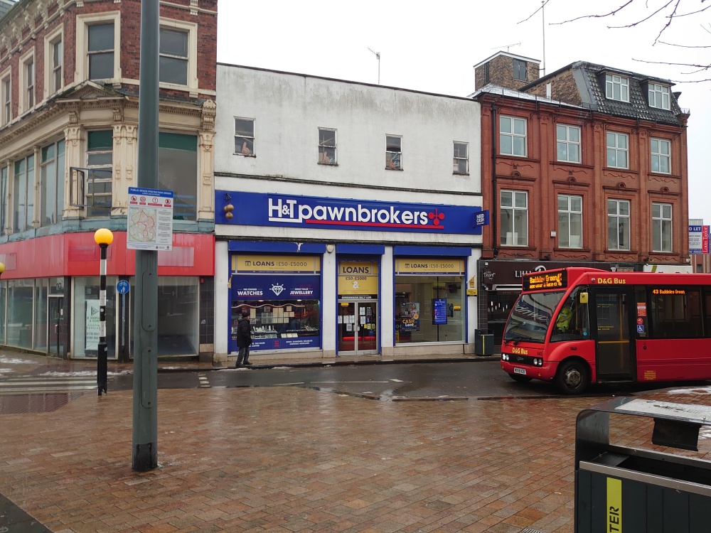 H&T Pawnbrokers 06
