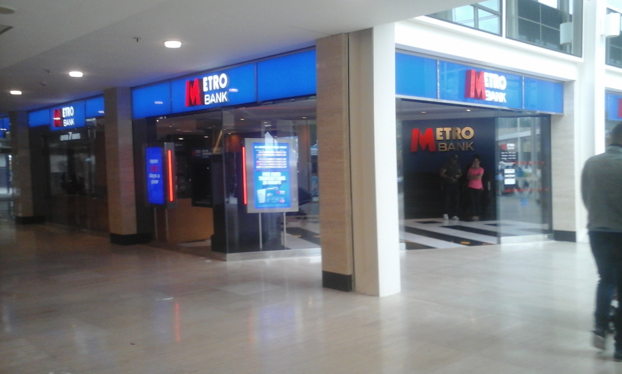 Metro Bank 012