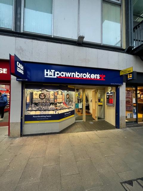 H&T Pawnbrokers 07